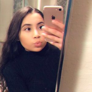 Meet your Posher, Fabiola